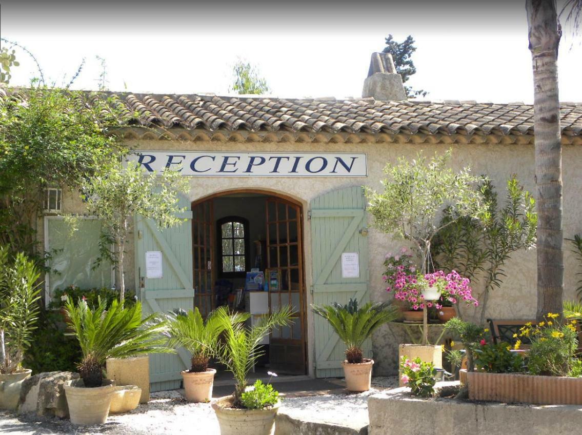 Mobile Home In Frejus, South Of France Eksteriør bilde