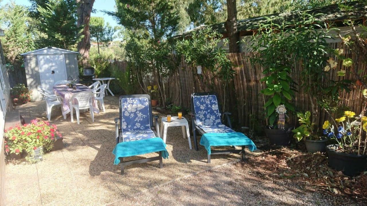 Mobile Home In Frejus, South Of France Eksteriør bilde