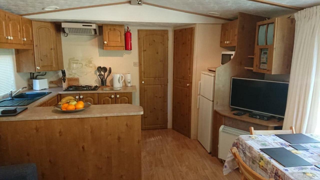 Mobile Home In Frejus, South Of France Eksteriør bilde